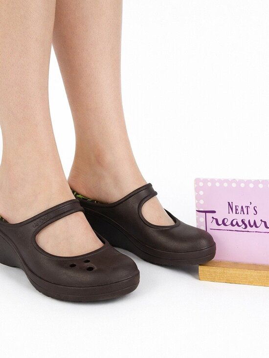 CROCS Shoes - Crocs Women FRANCES Brown Slip On Wedge Closed Toe Mary Jane Comfort Shoes Sz 8